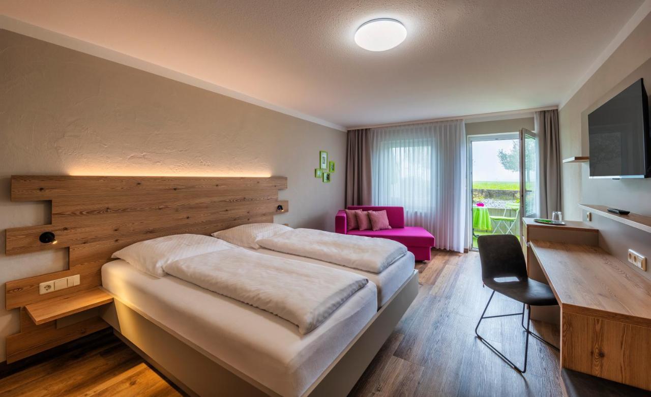 Apfelbluete Bed & Breakfast 8 Km Vom Bodensee Salem  Exterior photo